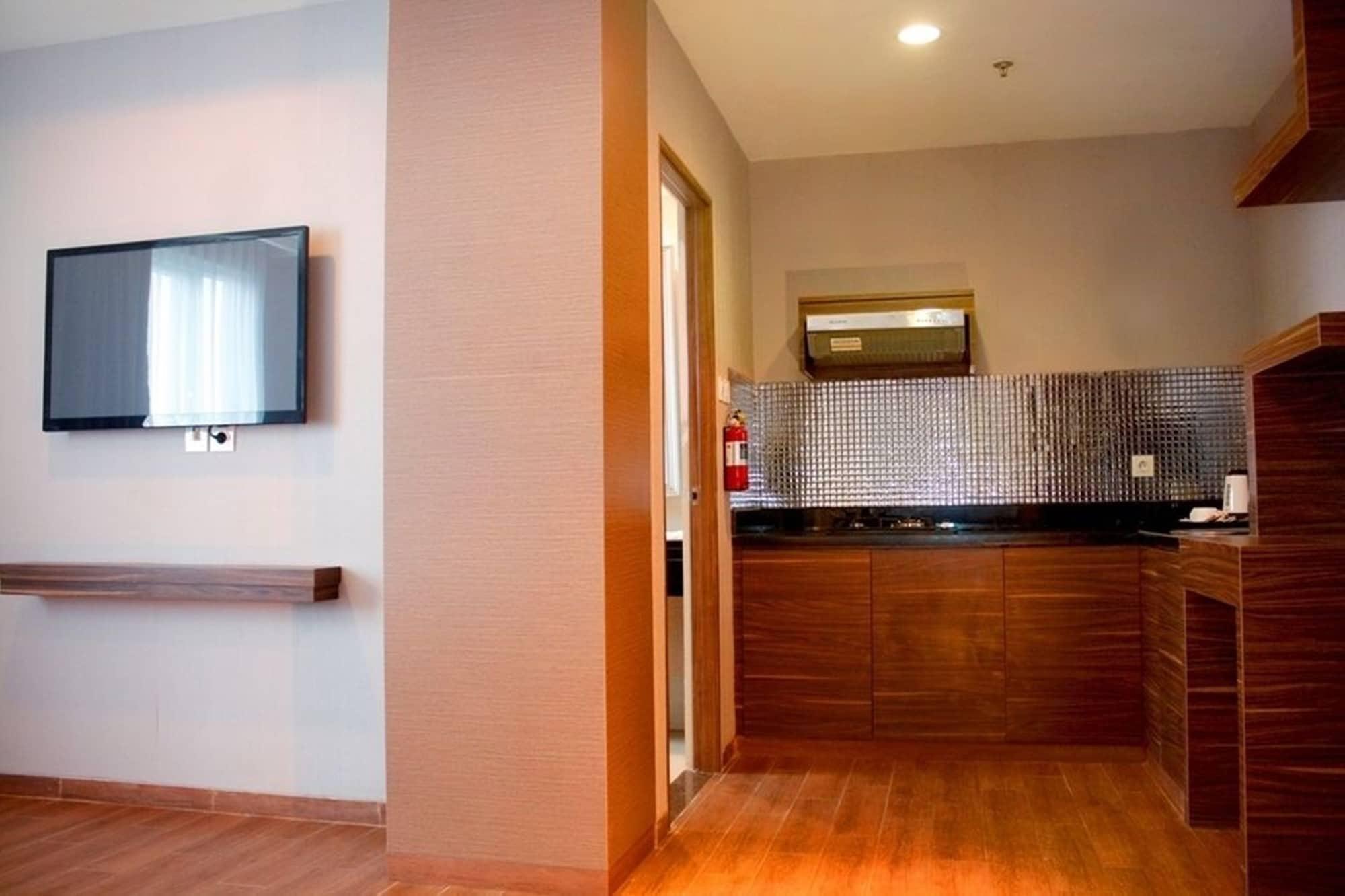 Pranaya Boutique Hotel Serpong Luaran gambar