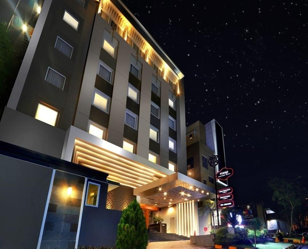 Pranaya Boutique Hotel Serpong Luaran gambar