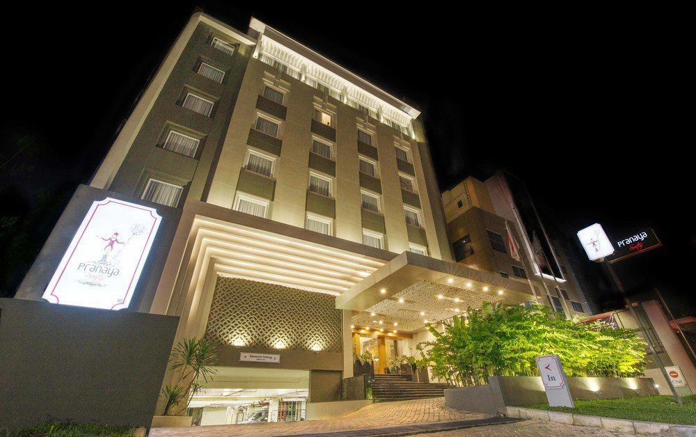 Pranaya Boutique Hotel Serpong Luaran gambar