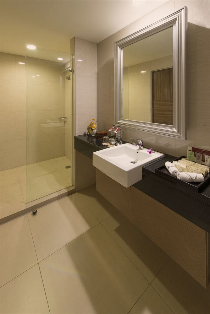 Pranaya Boutique Hotel Serpong Luaran gambar