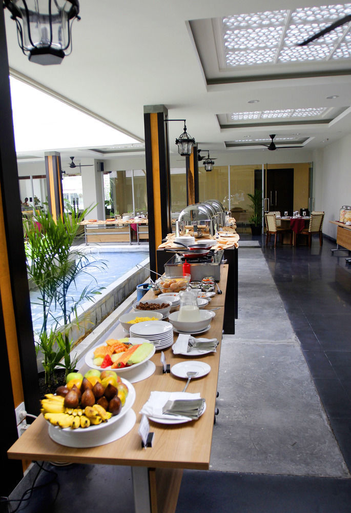 Pranaya Boutique Hotel Serpong Luaran gambar