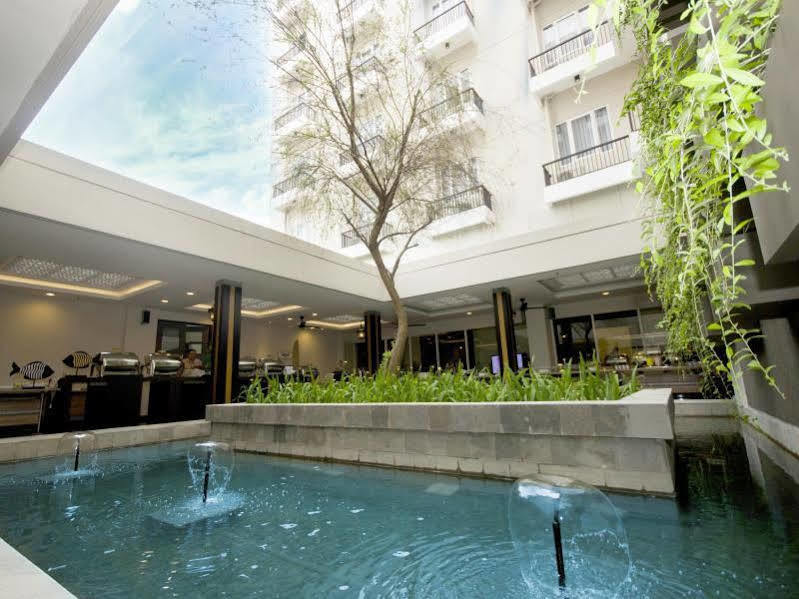 Pranaya Boutique Hotel Serpong Luaran gambar